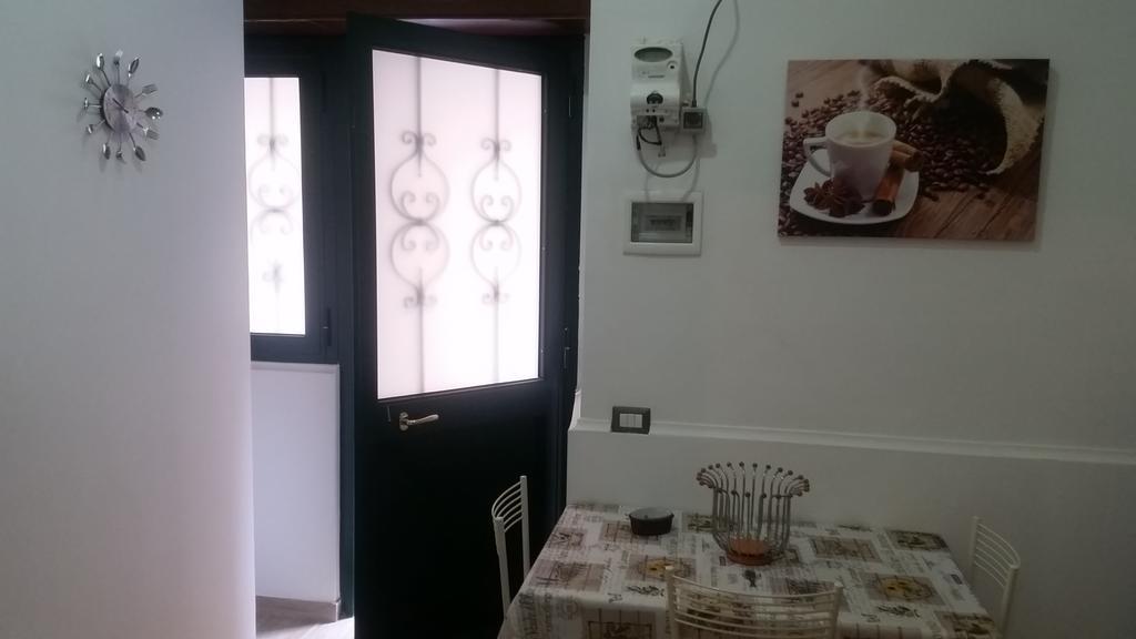 Flaviogioia Apartment Неаполь Экстерьер фото